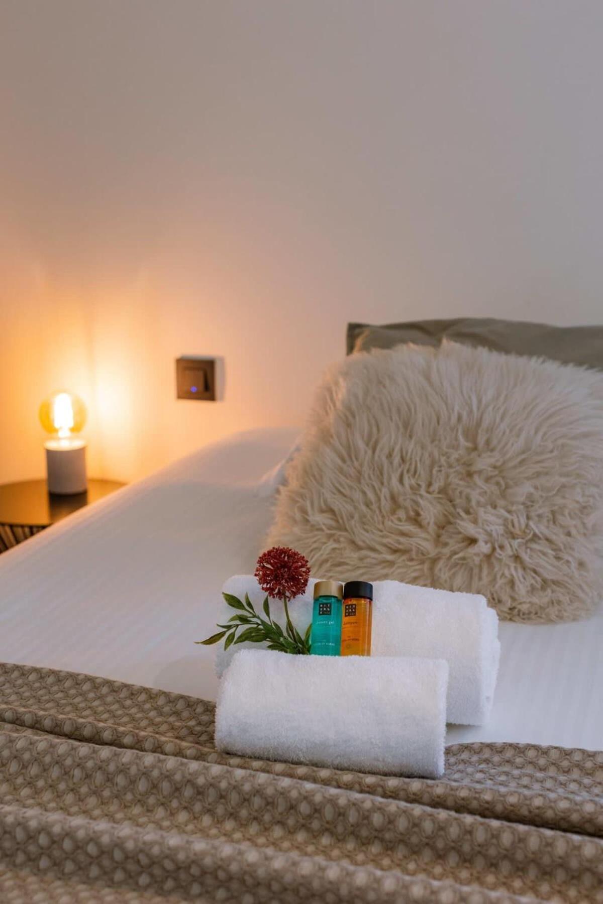 Huswell - Quick - Lovely Double Room At Ranch De Blauwe Zaal Bruges Exterior photo